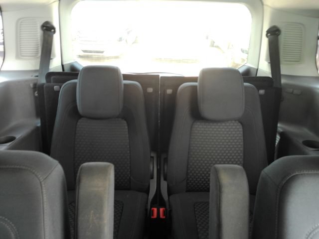 Used 2019 Ford Transit Connect XLT FWD image 9