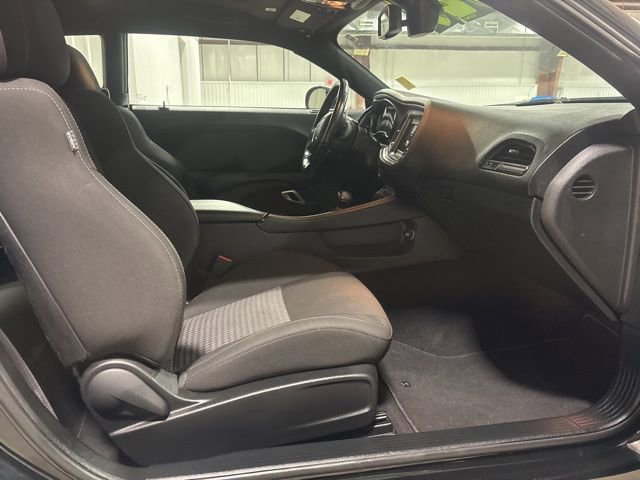 Used 2022 Dodge Challenger GT image 10