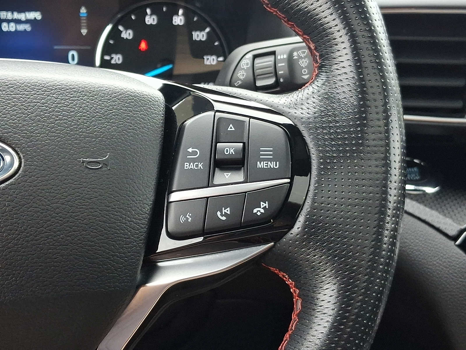 Certified 2022 Ford Explorer ST-Line w/ Class IV Trailer Tow Package AWD/4WD image 24