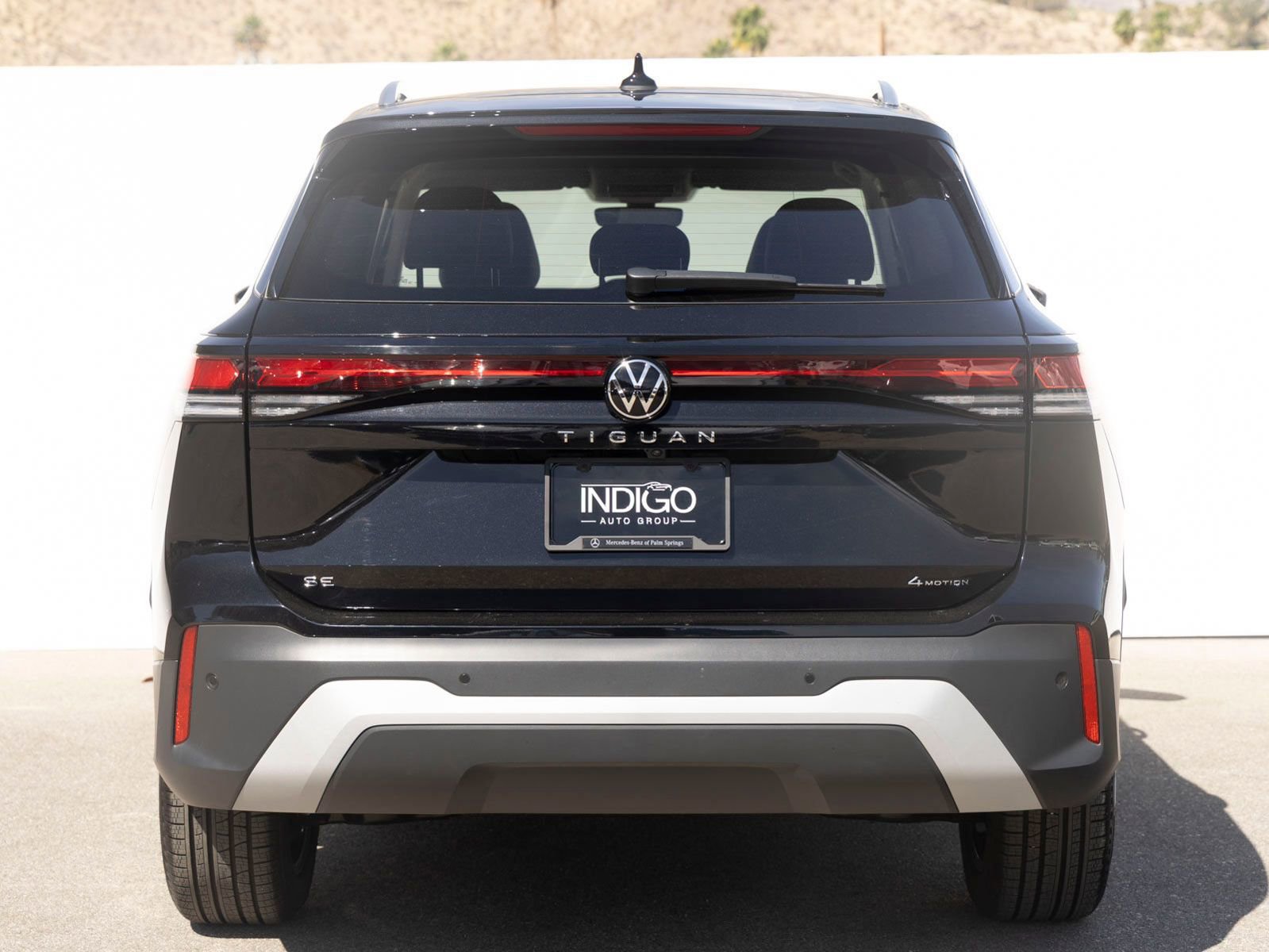 Used 2025 Volkswagen Tiguan SE image 9