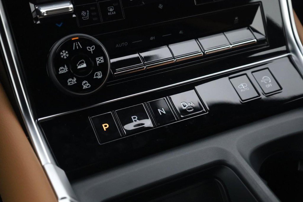 New 2026 Nissan Armada Platinum Reserve image 16