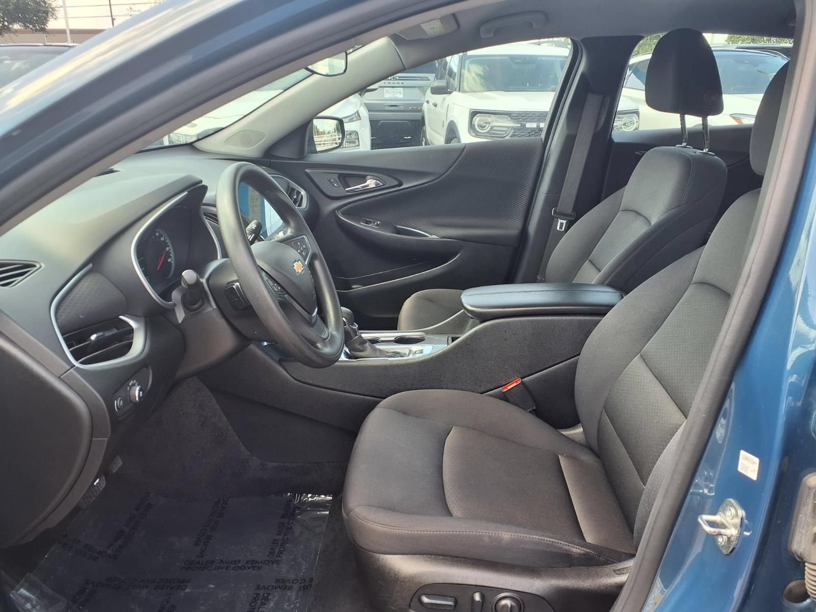 Used 2024 Chevrolet Malibu LT FWD image 17