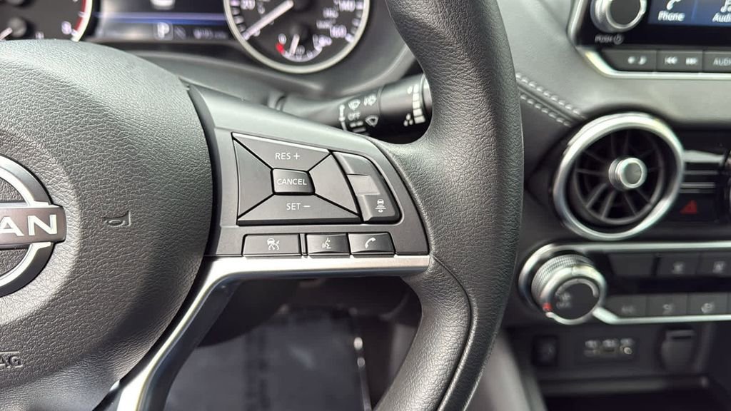 Certified 2025 Nissan Sentra SV FWD image 23