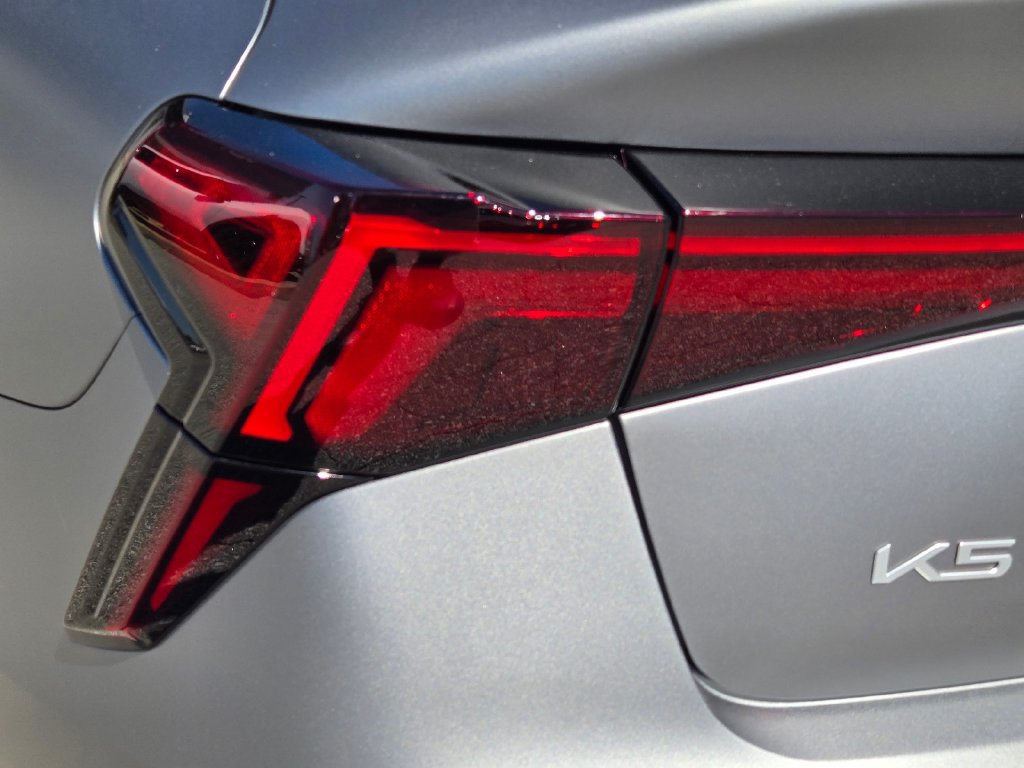 New 2027 Kia K5 GT-Line FWD image 11