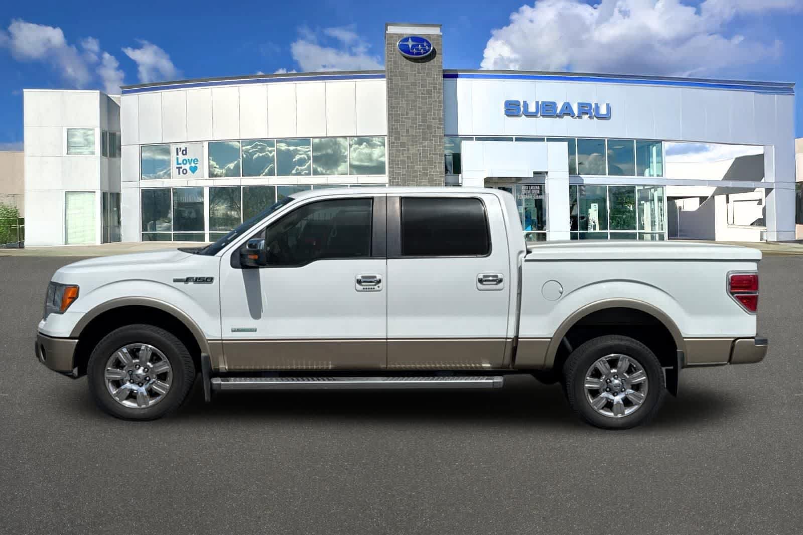 Used 2011 Ford F150 Lariat w/ Lariat Chrome Pkg RWD image 9