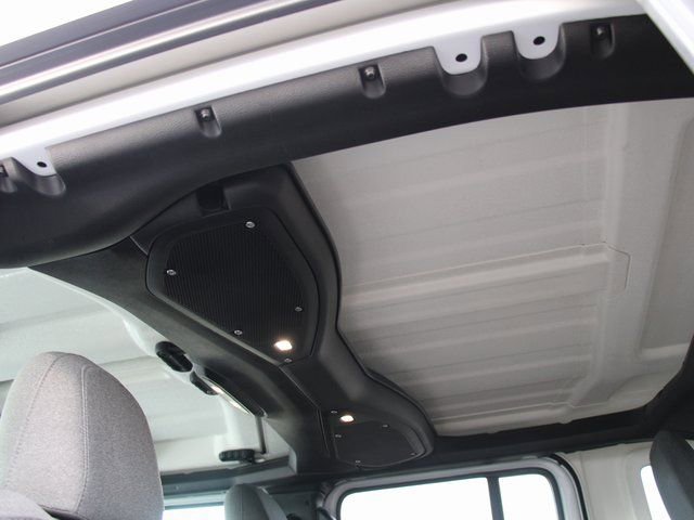 Used 2025 Jeep Wrangler Unlimited Rubicon image 26