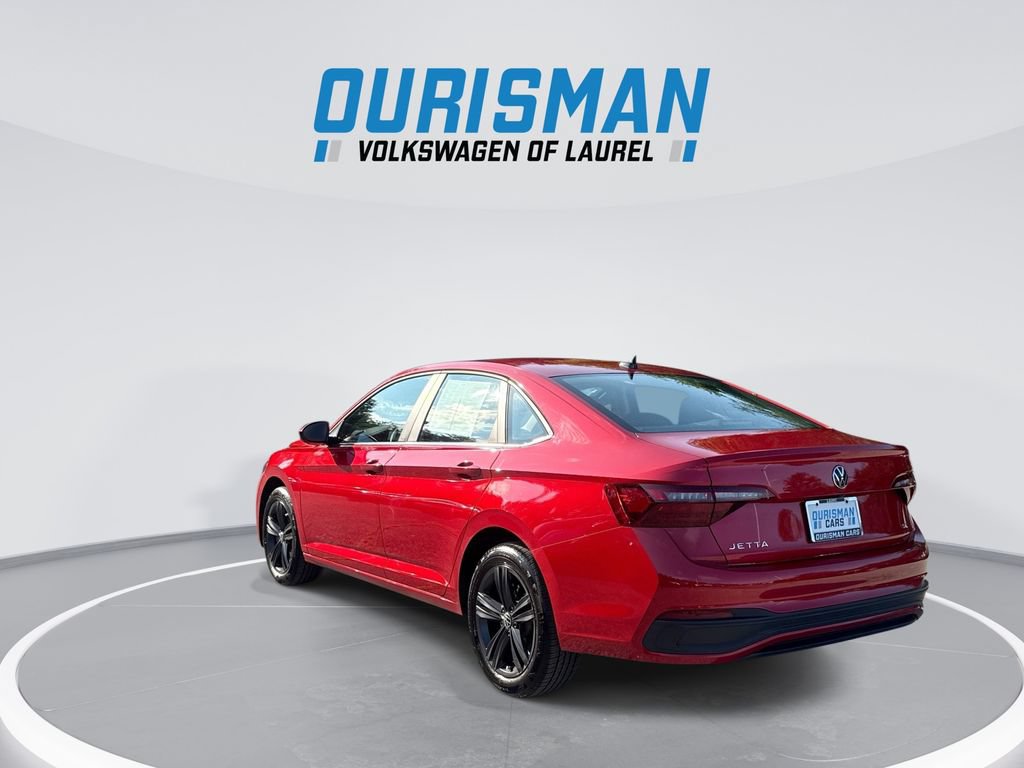 Used 2024 Volkswagen Jetta SE FWD image 6