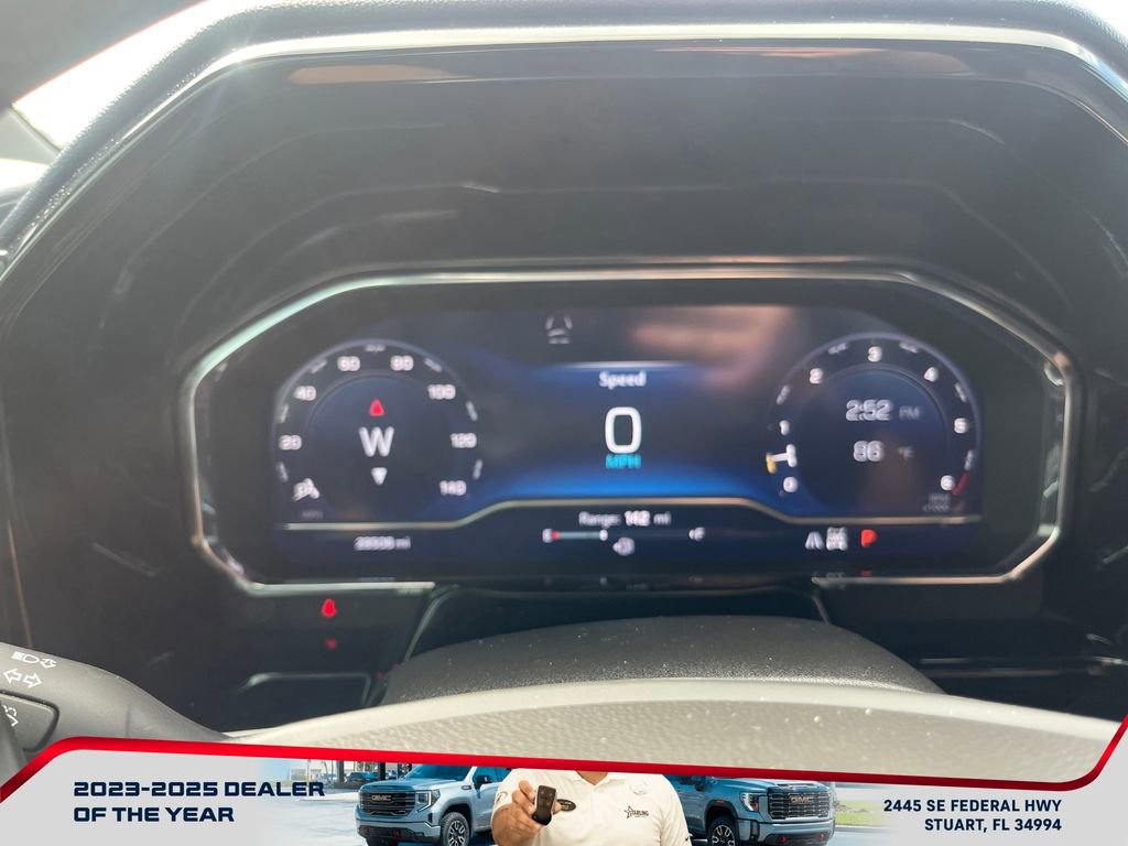 Used 2024 Chevrolet Silverado 1500 High Country w/ High Country Premium Package image 20