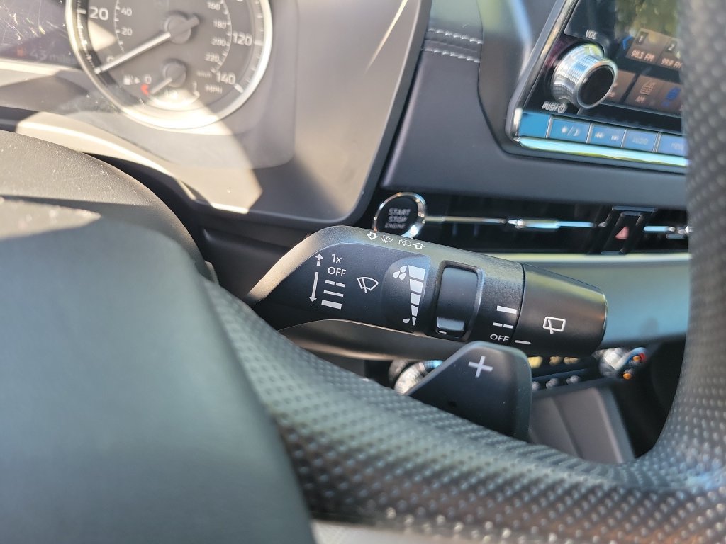 Used 2023 Mitsubishi Outlander ES FWD image 30