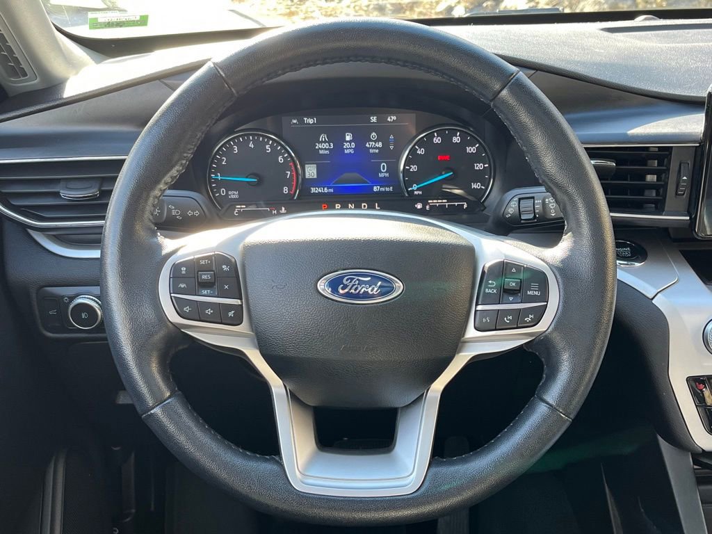Used 2022 Ford Explorer XLT w/ Equipment Group 202A image 17
