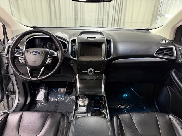 Used 2020 Ford Edge Titanium w/ Equipment Group 301A AWD/4WD image 13