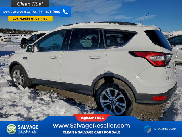 Used 2018 Ford Escape SE image 3