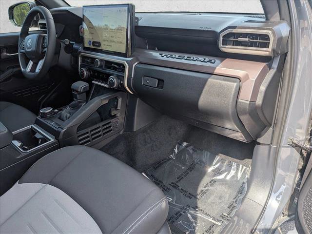 Used 2025 Toyota Tacoma TRD Off-Road AWD/4WD image 22