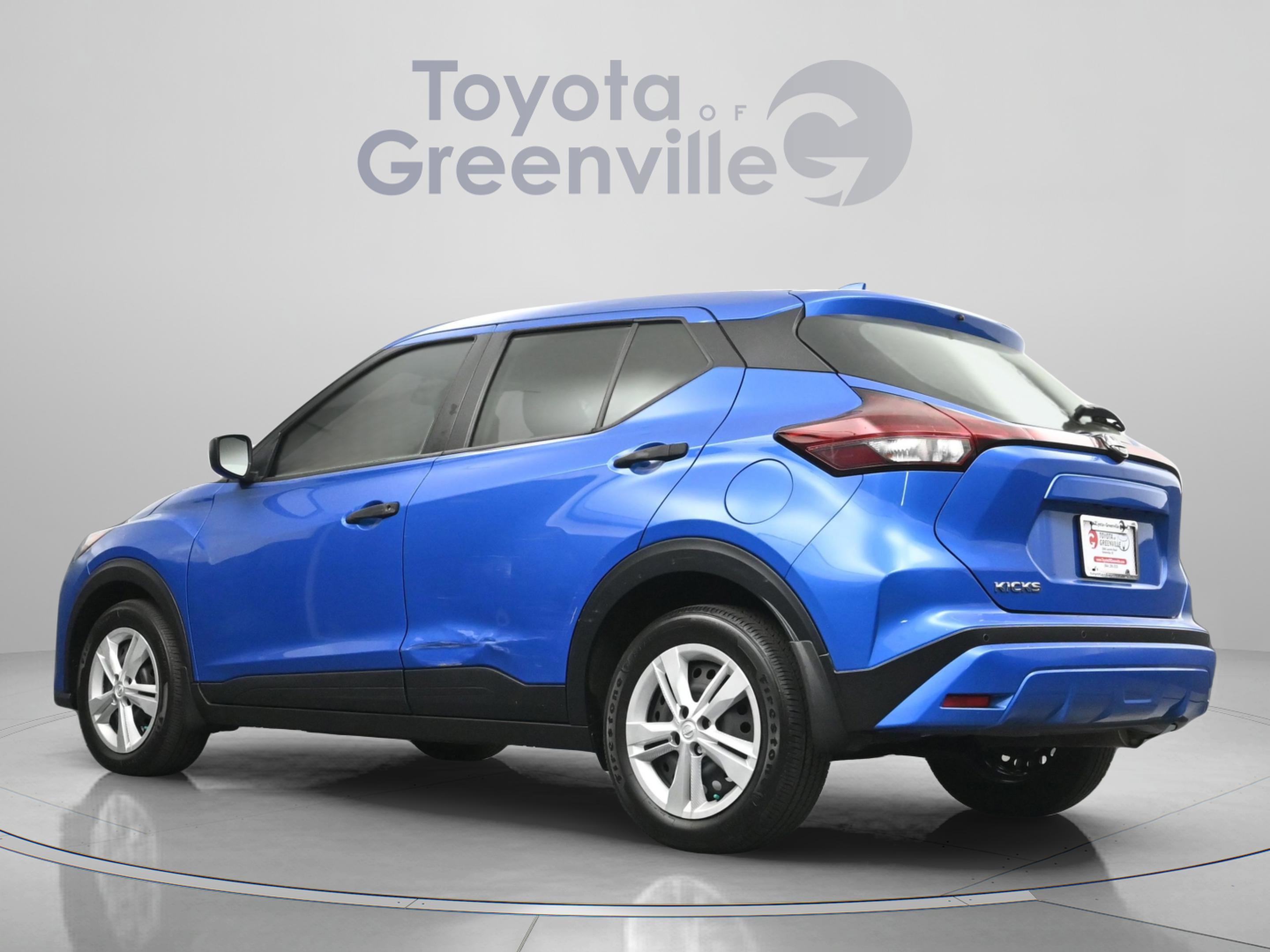 Used 2024 Nissan Kicks S image 8