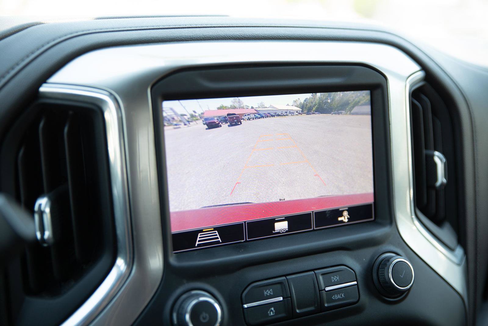 Used 2020 Chevrolet Silverado 1500 LT Trail Boss AWD/4WD image 17