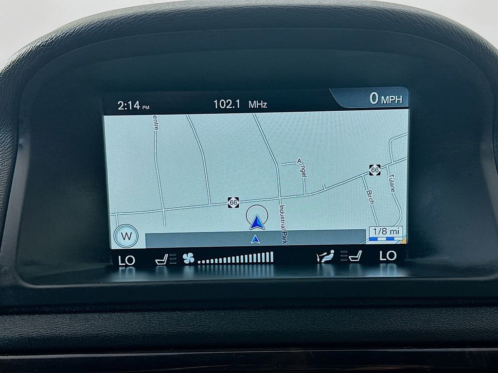 Used 2016 Volvo XC70 T5 Premier image 19