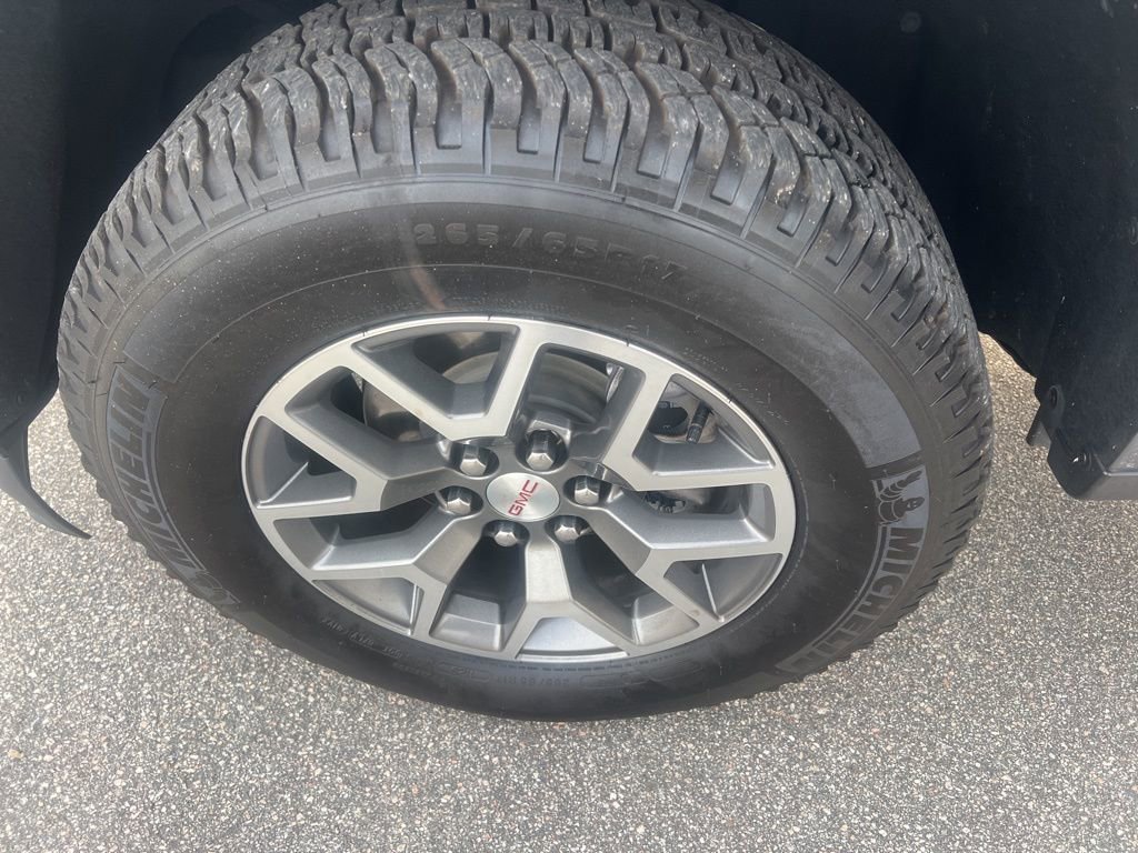 Used 2022 GMC Canyon AT4 w/ Driver Alert Package image 24