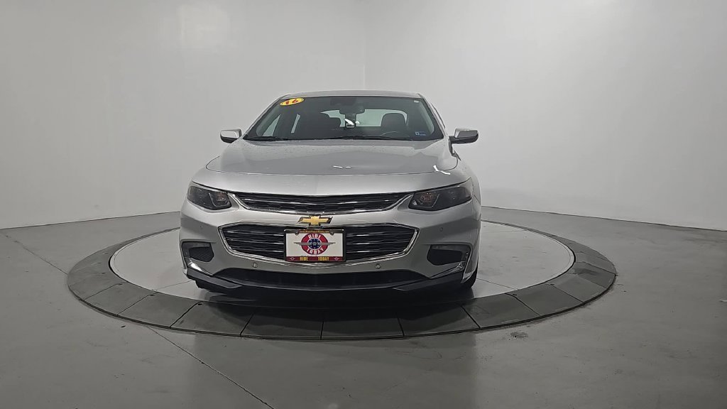 Used 2016 Chevrolet Malibu LT w/ Driver Confidence Package FWD image 9