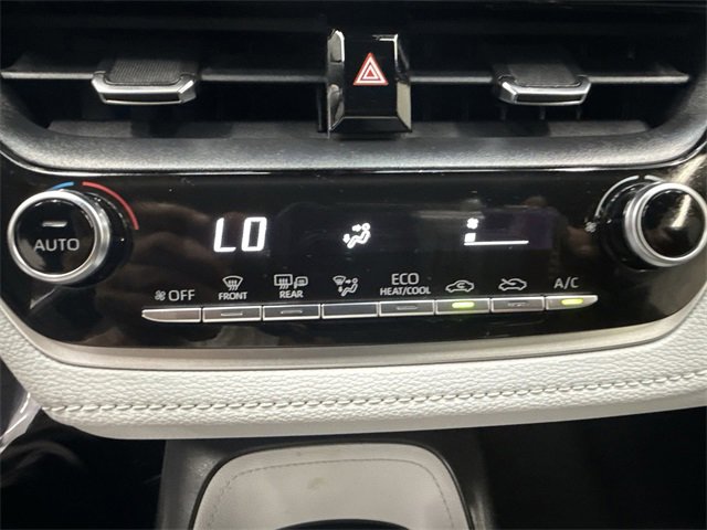 Used 2022 Toyota Corolla SE image 18