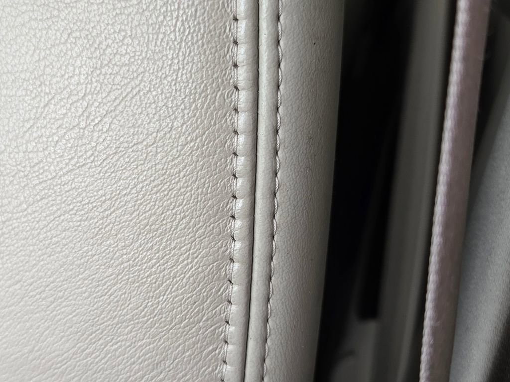 Used 2013 Cadillac SRX Luxury image 15