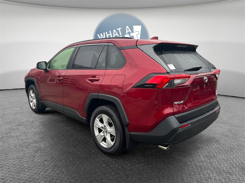 Used 2019 Toyota RAV4 XLE image 6