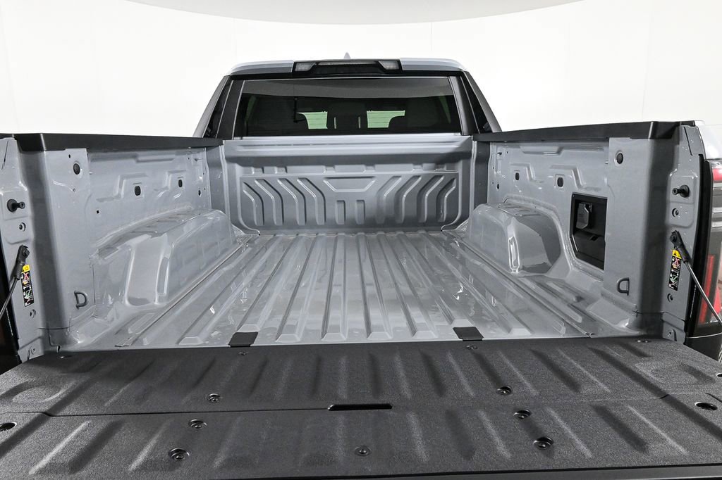 New 2026 GMC Sierra EV Elevation image 29