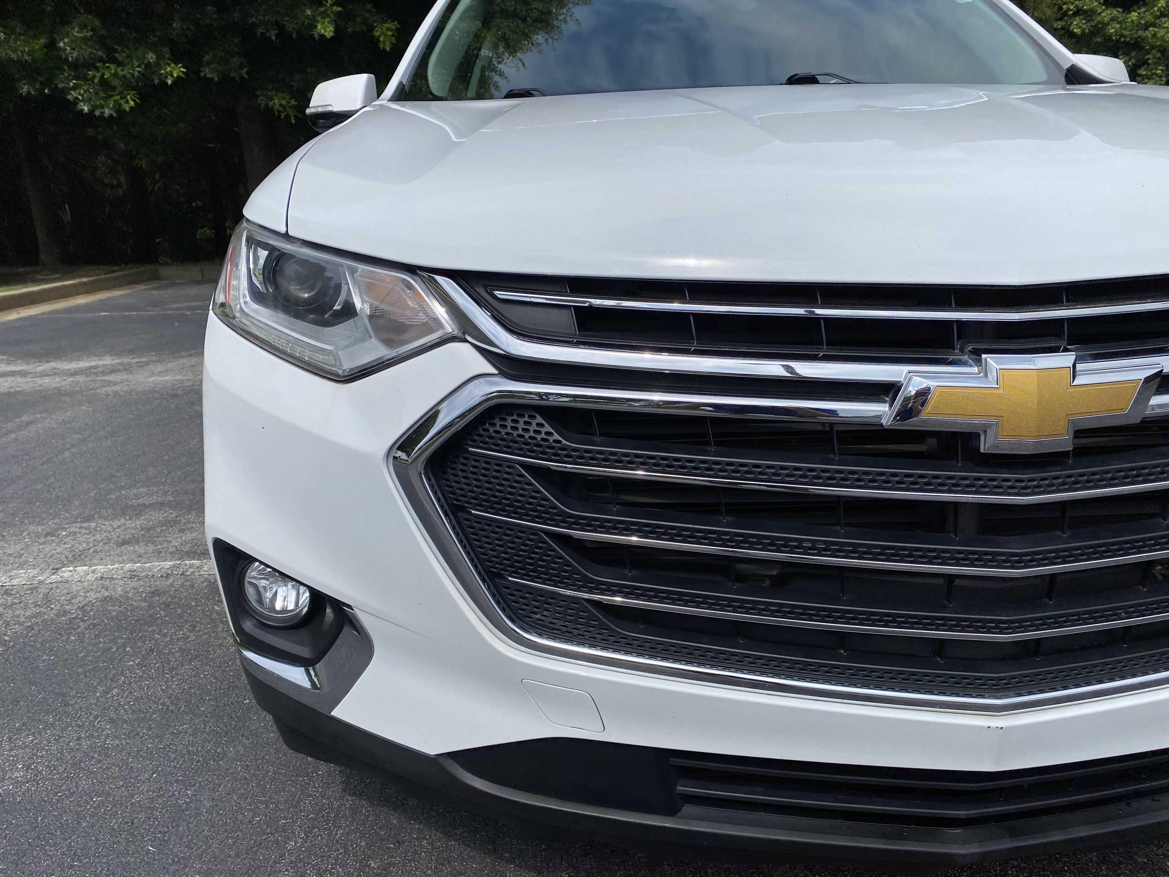 Used 2019 Chevrolet Traverse LT w/ LPO, Floor Liner Package AWD/4WD image 14