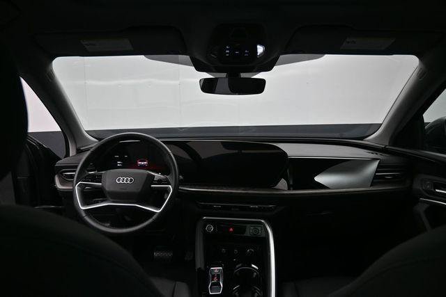 Used 2025 Audi Q5 Premium w/ Convenience Package AWD/4WD image 28