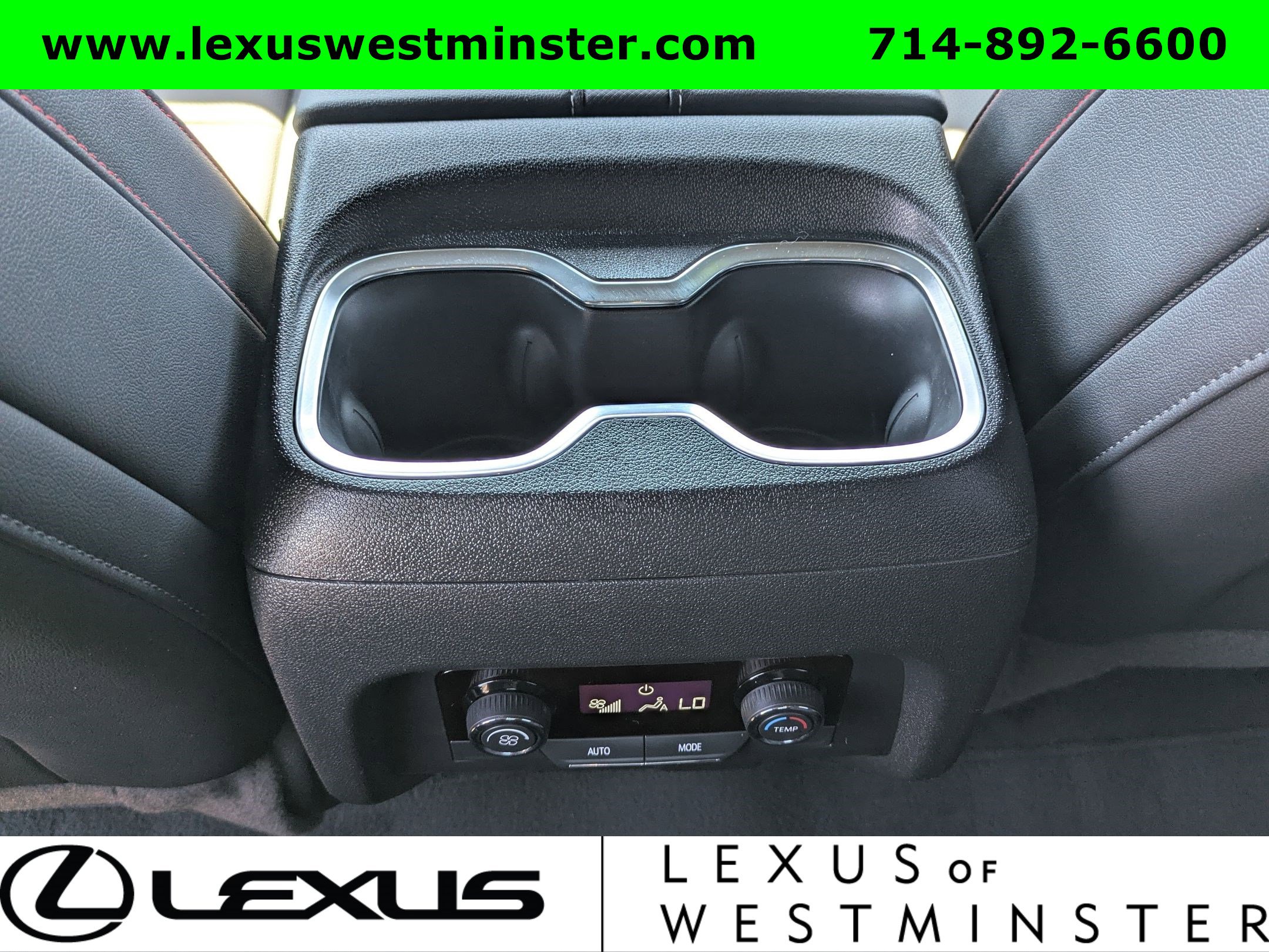 Used 2024 Chevrolet Traverse Z71 image 16