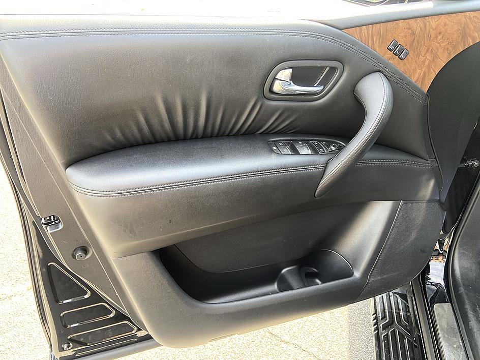 Used 2023 Nissan Armada SL w/ Captain's Chairs Package RWD image 12
