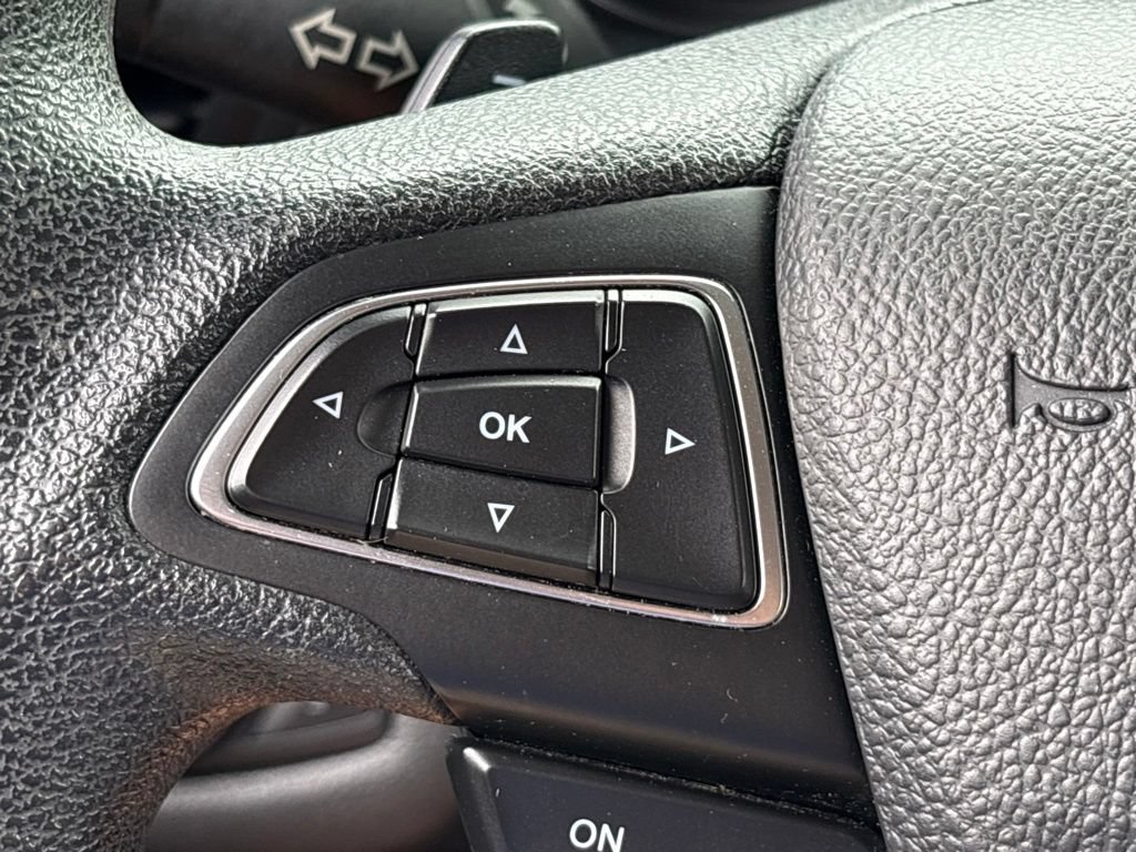 Used 2017 Ford Escape SE w/ Equipment Group 201A AWD/4WD image 19