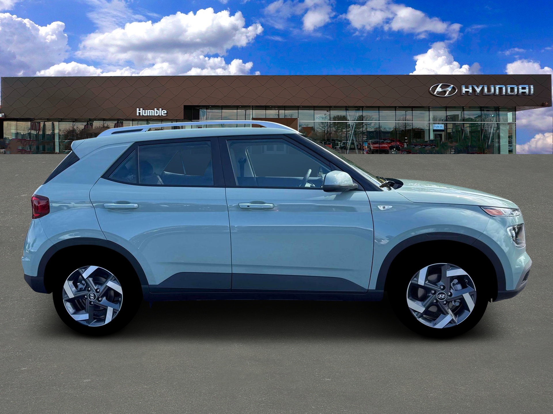 New 2026 Hyundai Venue SEL FWD image 9