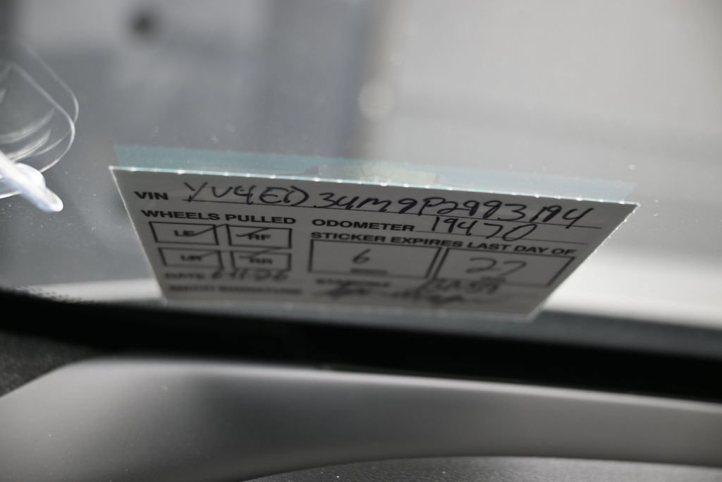 Used 2023 Volvo XC40 Recharge Ultimate w/ Protection Package Premier AWD/4WD image 8
