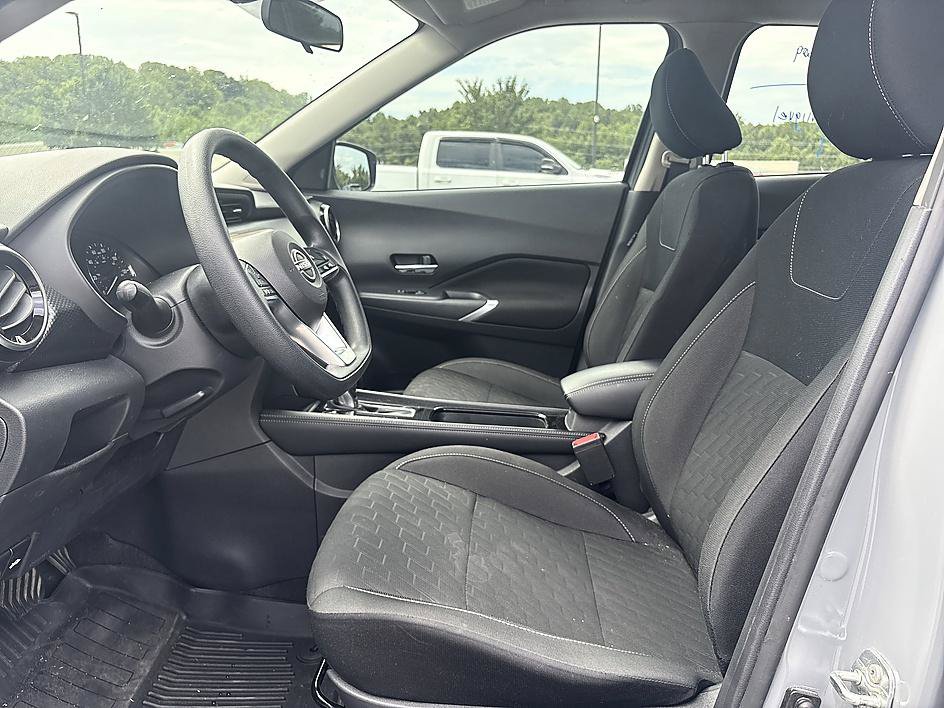 Certified 2024 Nissan Kicks SV FWD image 13