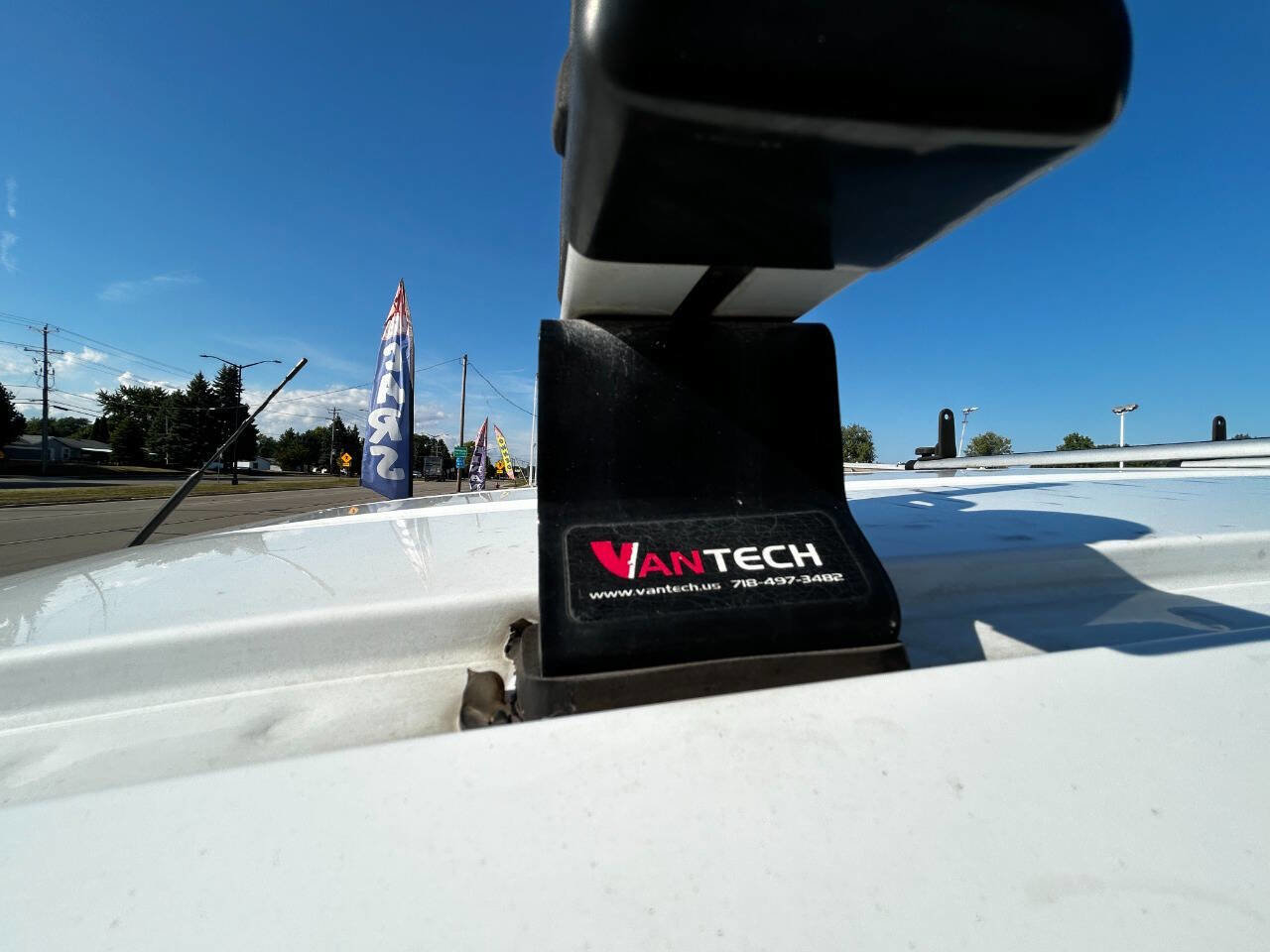 Used 2018 Ford Transit Connect XLT image 30