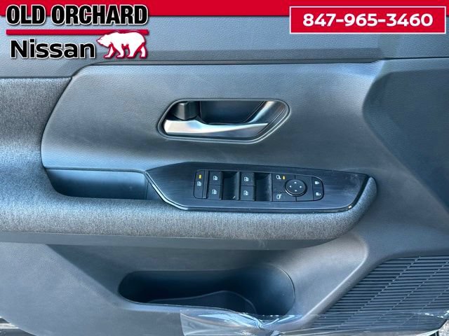 Used 2026 Nissan Kicks SV w/ SV Premium Package AWD/4WD image 6