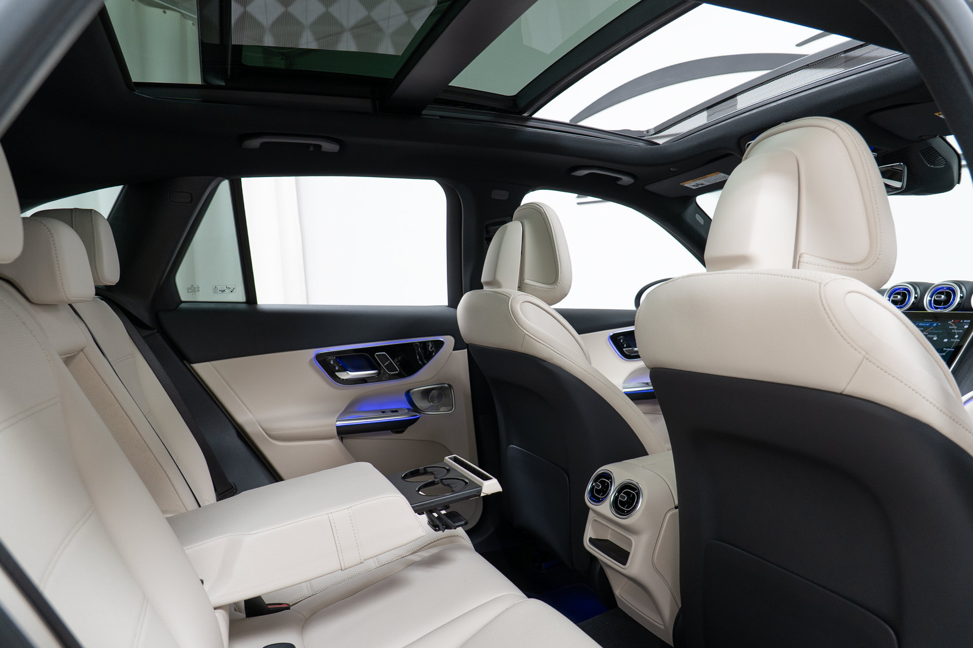 New 2026 Mercedes-Benz GLC 300 4MATIC image 23