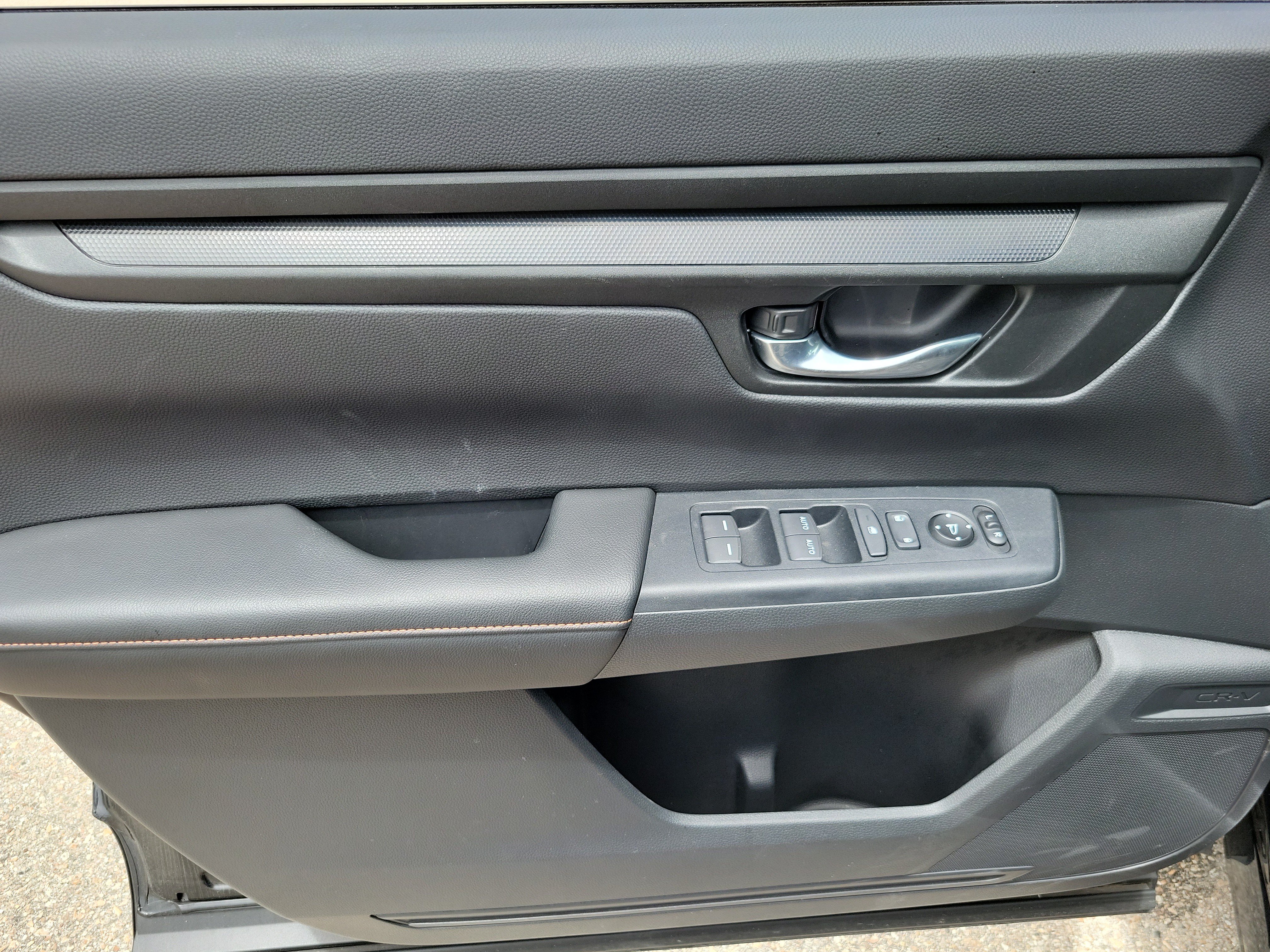 Used 2025 Honda CR-V Sport image 24