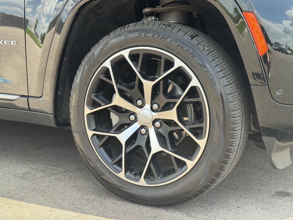 Used 2022 Jeep Grand Cherokee Summit image 30