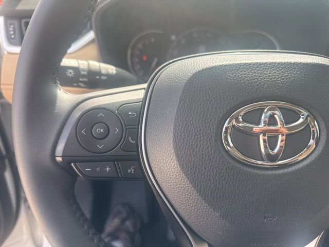 Used 2025 Toyota RAV4 XLE Premium image 14