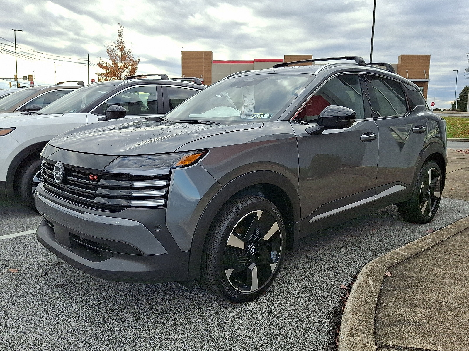 New 2026 Nissan Kicks SR w/ Cold Weather Package image 3