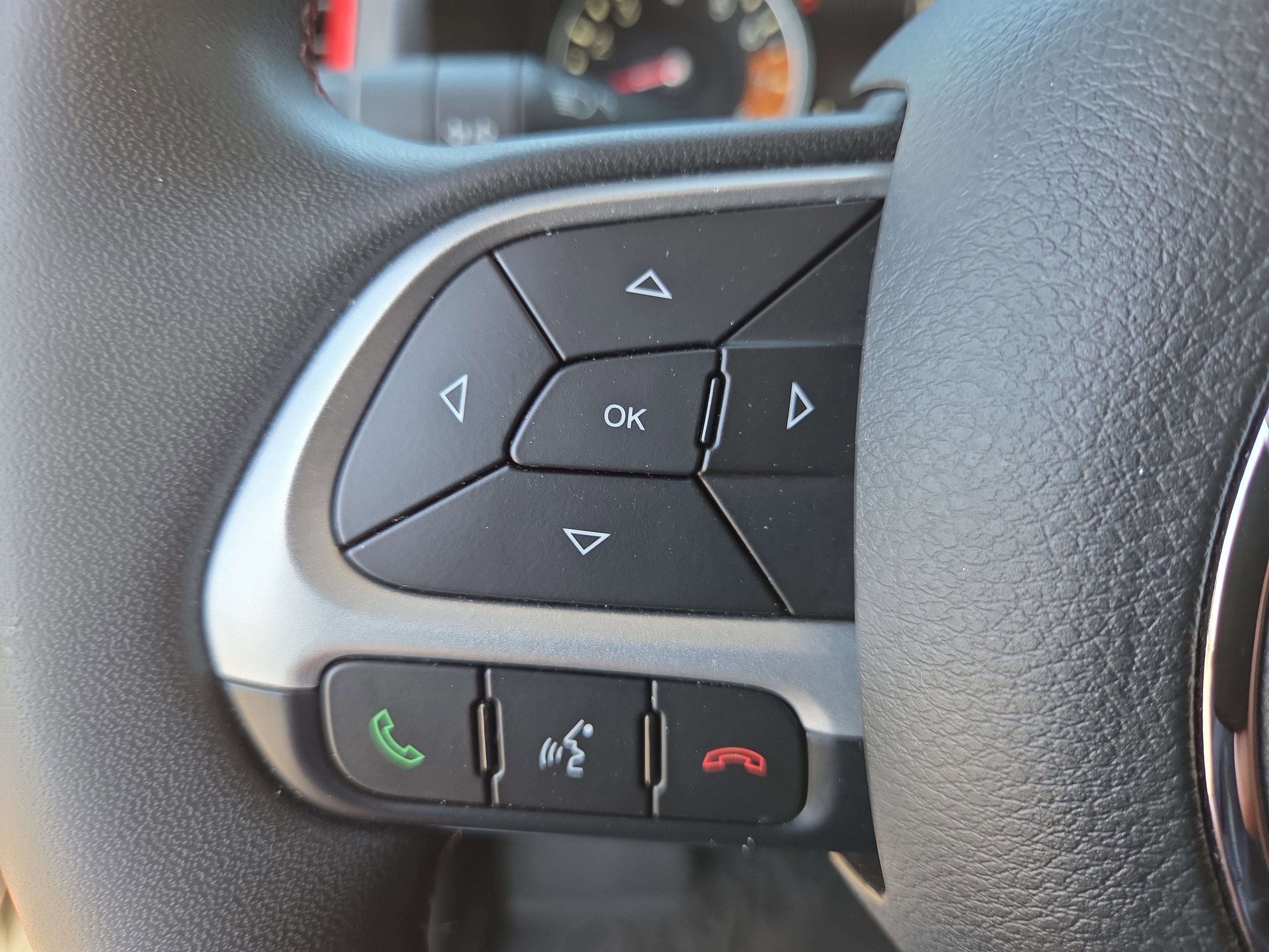 Certified 2023 Jeep Renegade Trailhawk AWD/4WD image 28
