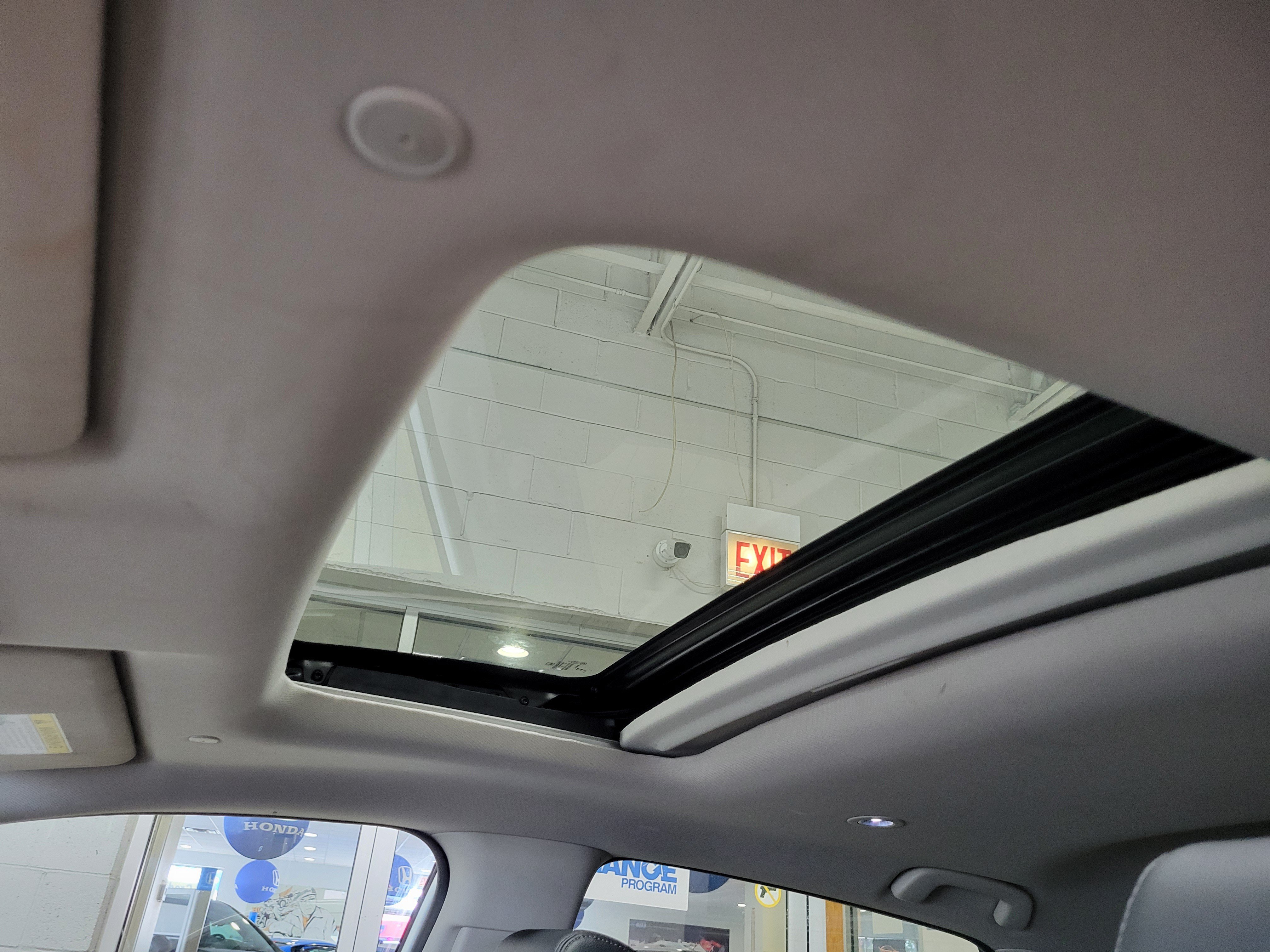 Used 2024 Honda HR-V EX-L image 21