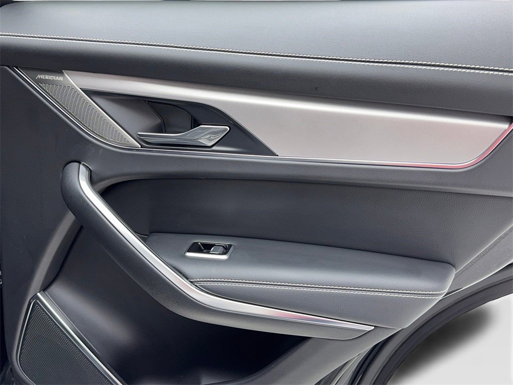 Used 2024 Jaguar F-PACE R-Dynamic S image 52