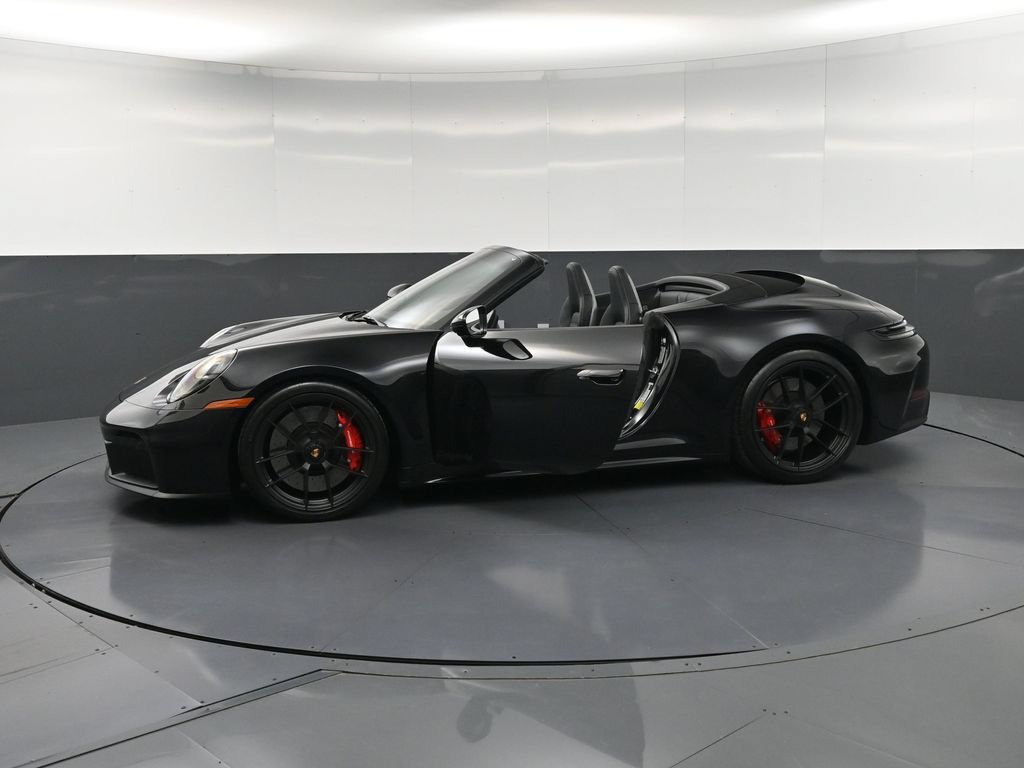 Certified 2026 Porsche 911 Carrera 4 GTS AWD/4WD image 36