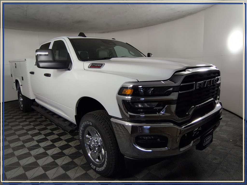 New 2026 RAM 2500 Tradesman AWD/4WD image 4