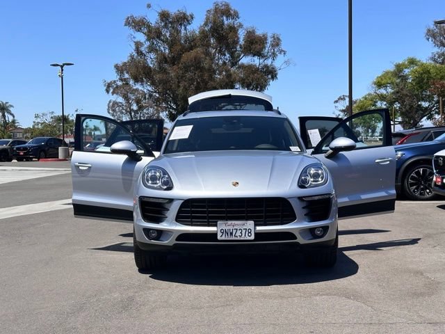 Used 2017 Porsche Macan AWD/4WD image 28