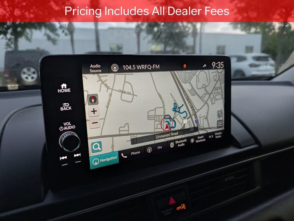 Used 2025 Honda Pilot Touring image 23