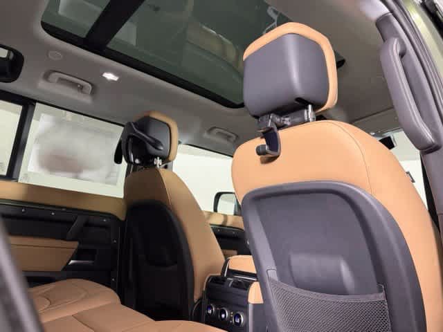New 2026 Land Rover Defender 110 S AWD/4WD image 30