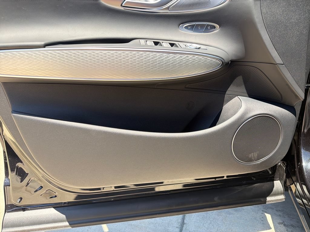 New 2026 Genesis GV70 2.5T Sport Prestige AWD/4WD image 10